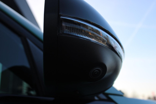 Alfa Romeo Tonale PHEV 280PK VELOCE | PANORAMISCH SCHUIF / KANTELDAK | LEDEREN BEKLEDING | VOORSTOELEN / STUUR VERWARMD | VOORSTOELEN GEVENTILEERD | VOORSTOELEN ELEKTRISCH VERSTELBAAR | DRAADLOOS APPLE CARPLAY / ANDROID AUTO | 360° CAMERA | AUTOMATISCH DIMMENDE BUITENSPIEGELS | 20"INCH LICHTMETALEN VELGEN | ADAPTIVE CRUISE CONTROL | KEYLESS ENTRY / START | ELEKTRISCH BEDIENBARE ACHTERKLEP | DRAADLOZE TELEFOONLADER | AMBIENT LIGHTING | DONKERE HEMELBEKLEDING | SCHAKELFLIPPERS AAN HET STUUR | VERWARMDE RUITENSPROEIERS |