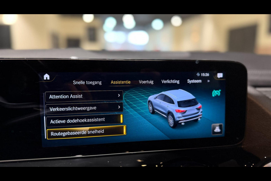 Mercedes-Benz GLA AMG 35 4MATIC PANO|MEMORY|CAMERA|STOELVERWARMING|ACC