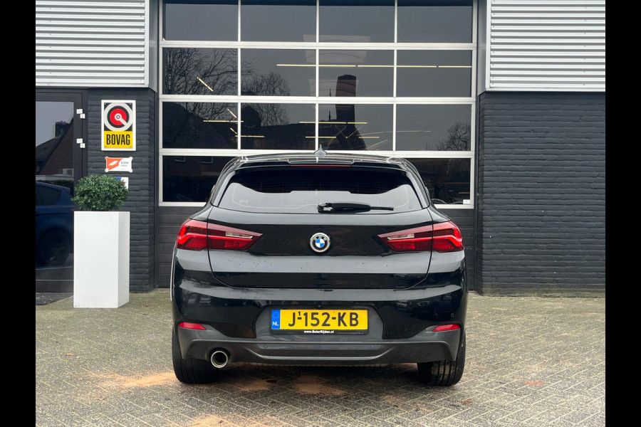 BMW X2 sDrive18i High Executive, M-pakket, Automaat, Cruise, Head-up, Camera, Navi