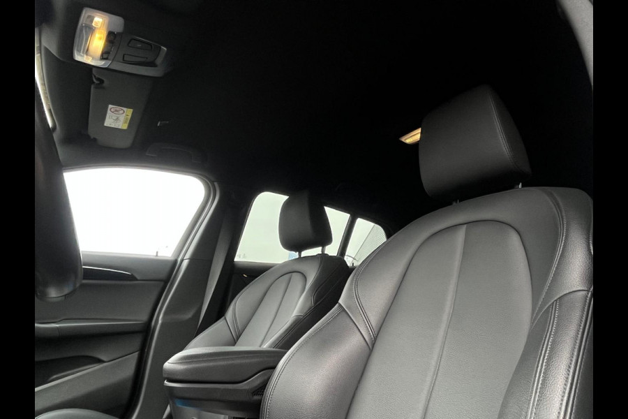 BMW X2 sDrive18i High Executive, M-pakket, Automaat, Cruise, Head-up, Camera, Navi