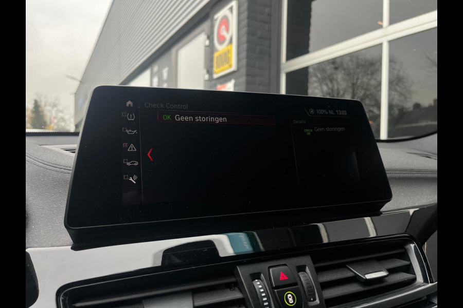 BMW X2 sDrive18i High Executive, M-pakket, Automaat, Cruise, Head-up, Camera, Navi