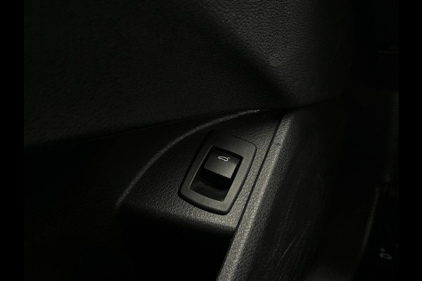 BMW X2 sDrive18i High Executive, M-pakket, Automaat, Cruise, Head-up, Camera, Navi