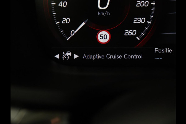 Volvo V60 2.0 T6 AWD Recharge Business Pro | Leder | Trekhaak | Stoel & stuurverwarming | Adaptive cruise | Camera | Carplay | Navigatie | Full LED | Parkeerhulp | PHEV | Plug In