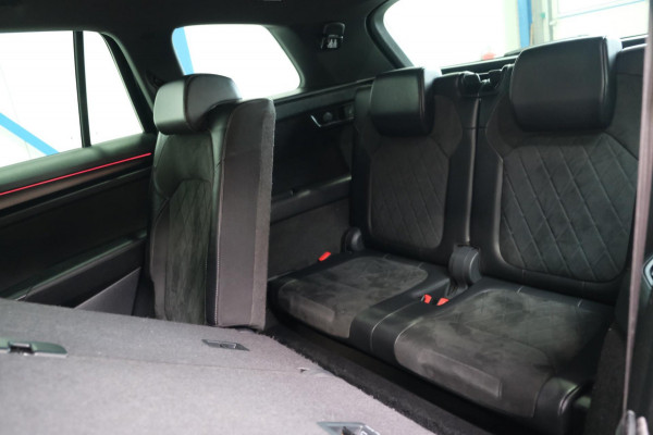 Škoda Kodiaq 1.5 TSI Sportline Business 7p. Automaat - N.A.P. Airco, Cruise, Navi, PDC.