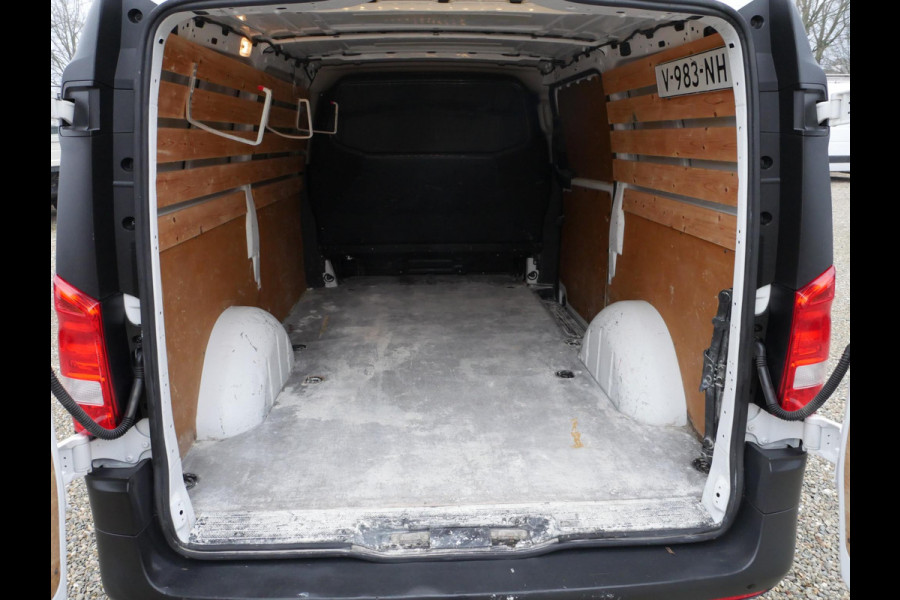 Mercedes-Benz Vito 111 CDI 120PK, Lang, Airco