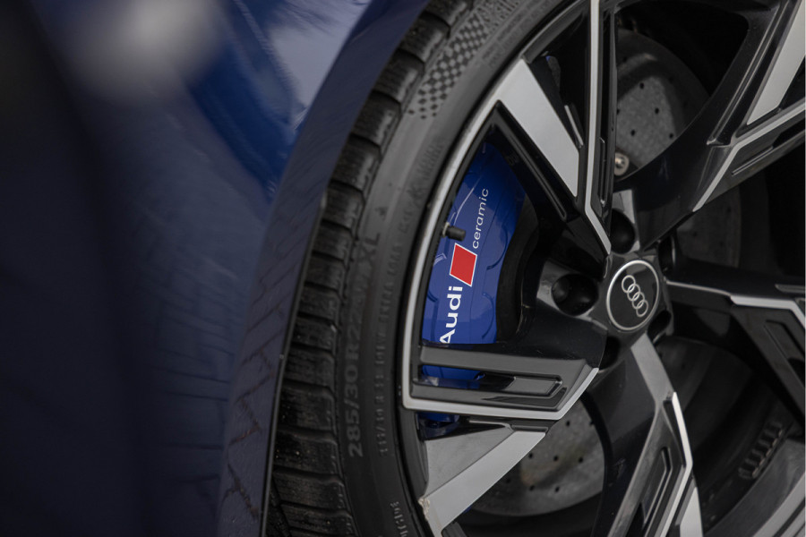 Audi RS6 Avant 600pk 4.0 TFSI Quattro Keramisch B&O Advanced Carbon HuD