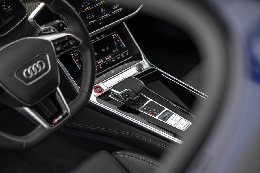 Audi RS6 Avant 600pk 4.0 TFSI Quattro Keramisch B&O Advanced Carbon HuD