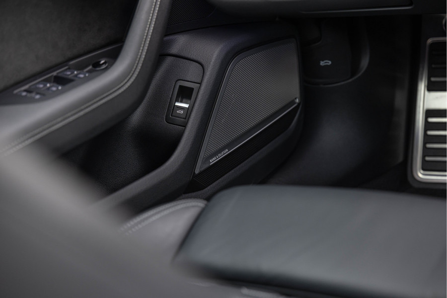 Audi RS6 Avant 600pk 4.0 TFSI Quattro Keramisch B&O Advanced Carbon HuD