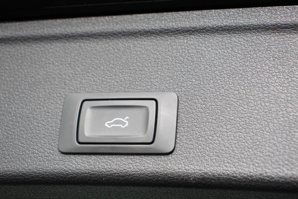 Audi A4 Avant 40 TFSI 190pk S-Tronic Advanced Prestige Tour Plus | Navigatie | Climate Control | Electrisch bedienbare achterklep | Stoelverwarming