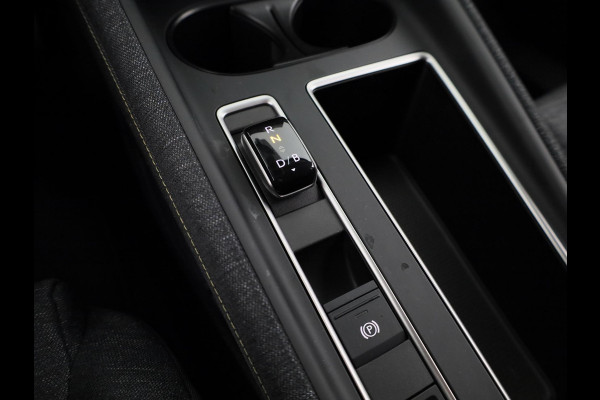 Škoda Elroq 60 Business Edition - Tour 204pk | Black pakket | 21 inch | Trekhaak