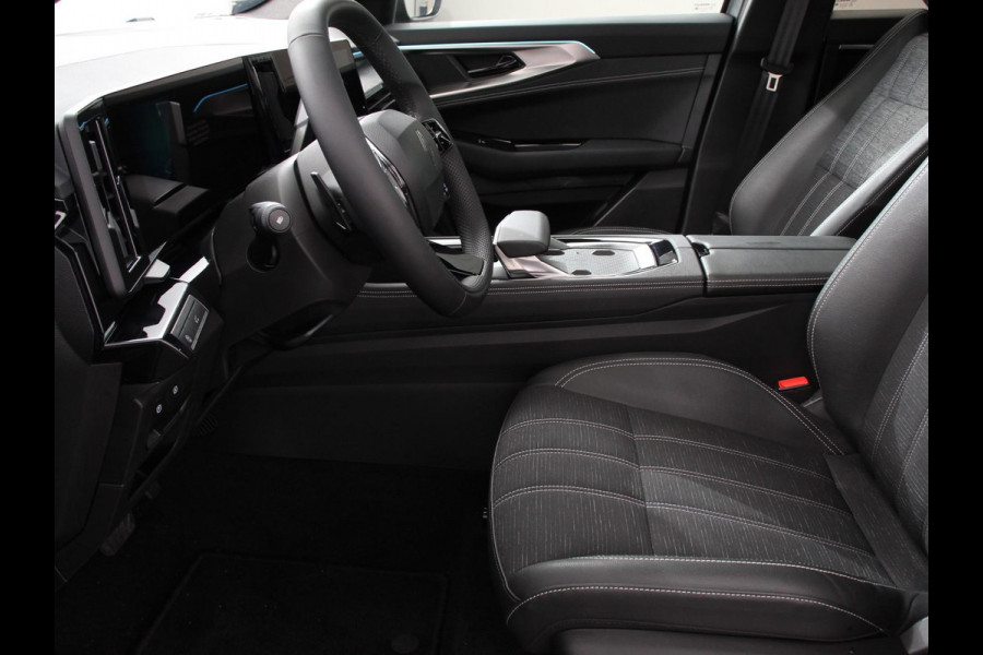 Renault Austral 1.3 Mild Hybrid 160 X-Tronic DEMO! Climate control Cruise Control adaptief Panorama dak LED Navigatie Sfeerverlichting Elektrische achterklep Stoel + stuurverwarming 360* camera Premium audio Arkamys