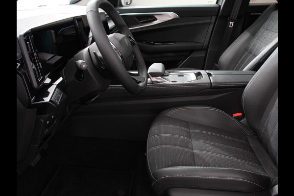 Renault Austral 1.3 Mild Hybrid 160 X-Tronic DEMO! Climate control Cruise Control adaptief Panorama dak LED Navigatie Sfeerverlichting Elektrische achterklep Stoel + stuurverwarming 360* camera Premium audio Arkamys