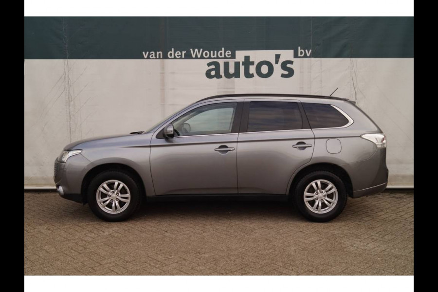 Mitsubishi Outlander 2.2 DI-D 150pk Intense -ECC-LMV-