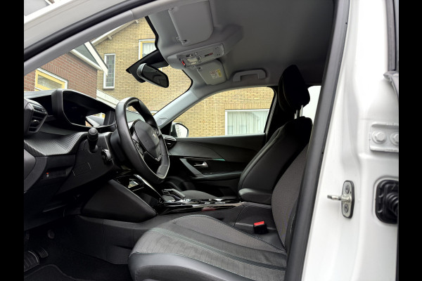 Peugeot e-2008 EV Allure Pack 50 kWh SOH 91,3%, Camera, Carplay, Stoelverwarming