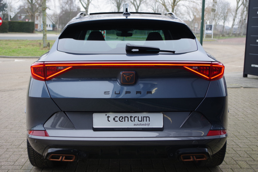 CUPRA Formentor 1.4 e-Hybrid 245 PK VZ Copper Edition PHEV, Panoramadak, Adap. Cruise Control, Camera