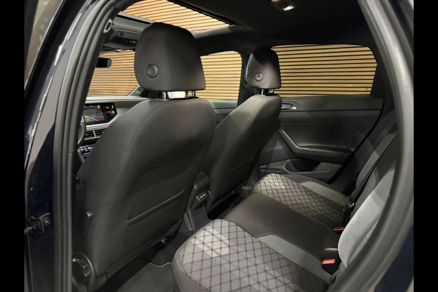 Volkswagen Taigo 1.5 TSI 3x R-Line | 18' inch | Panoramadak | Black Style | Virtual Cockpit | Matrix LED