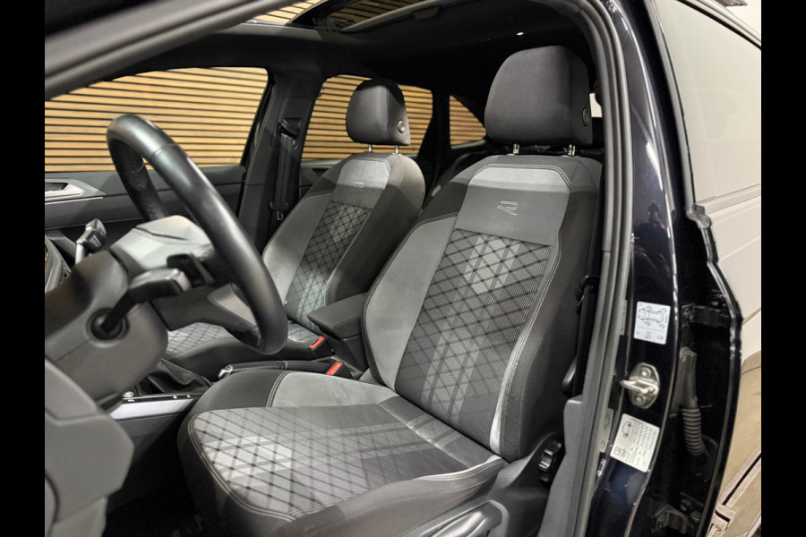 Volkswagen Taigo 1.5 TSI 3x R-Line | 18' inch | Panoramadak | Black Style | Virtual Cockpit | Matrix LED