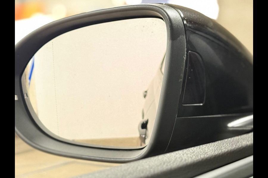 Volkswagen Taigo 1.5 TSI 3x R-Line | 18' inch | Panoramadak | Black Style | Virtual Cockpit | Matrix LED