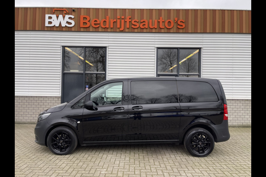 Mercedes-Benz Vito 116 CDI automaat / speciaal gebouwd voor rolstoel bestuurder / € 27.950 marge / zwart metallic / lift / hand gas en rem / airco / cruise control / euro 6 diesel