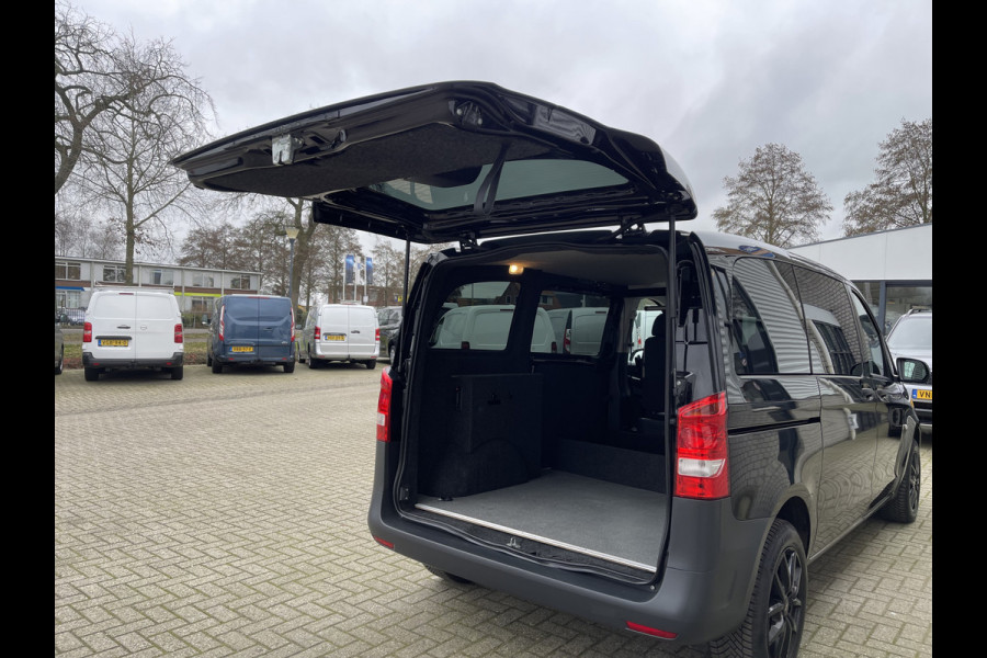 Mercedes-Benz Vito 116 CDI automaat / speciaal gebouwd voor rolstoel bestuurder / € 27.950 marge / zwart metallic / lift / hand gas en rem / airco / cruise control / euro 6 diesel