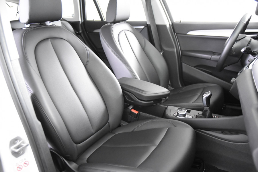 BMW X1 sDrive18i *1ste Eigenaar*Leer*Navigatie*Stoelverwarming*