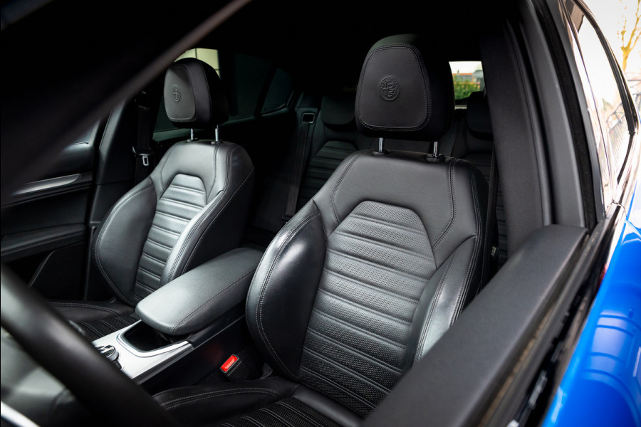 Alfa Romeo Stelvio 2.0 T AWD Veloce / 21" / Pano / Carplay / H&K / Memory / Adapt.cruise / 1e lak / VOL