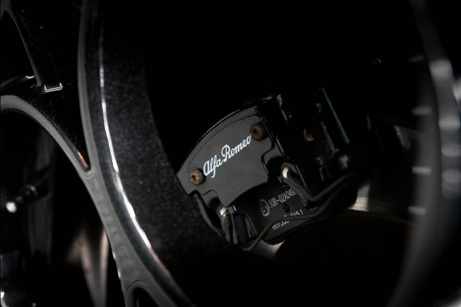 Alfa Romeo Stelvio 2.0 T AWD Veloce / 21" / Pano / Carplay / H&K / Memory / Adapt.cruise / 1e lak / VOL