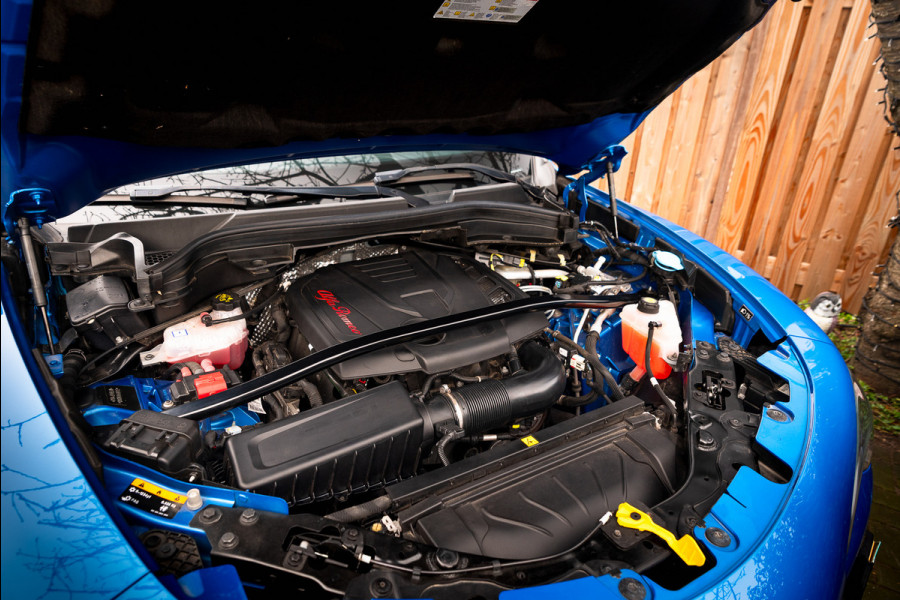 Alfa Romeo Stelvio 2.0 T AWD Veloce / 21" / Pano / Carplay / H&K / Memory / Adapt.cruise / 1e lak / VOL