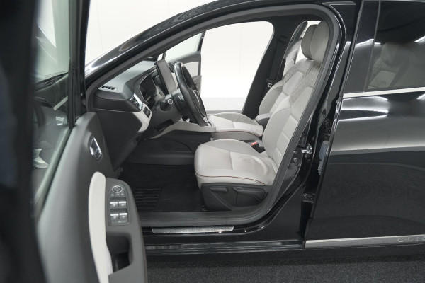 Renault Clio TCe 130 EDC Initiale Paris | Pack Winter | Camera | BOSE Audio | Dodehoekdetectie