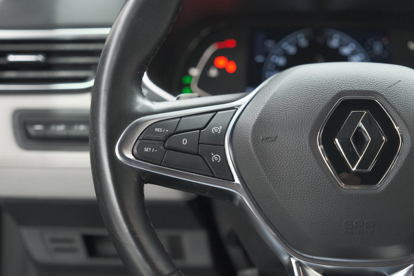 Renault Clio TCe 130 EDC Initiale Paris | Pack Winter | Camera | BOSE Audio | Dodehoekdetectie