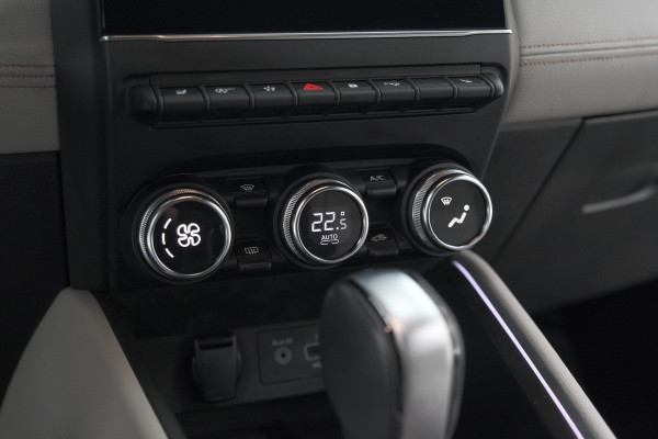 Renault Clio TCe 130 EDC Initiale Paris | Pack Winter | Camera | BOSE Audio | Dodehoekdetectie