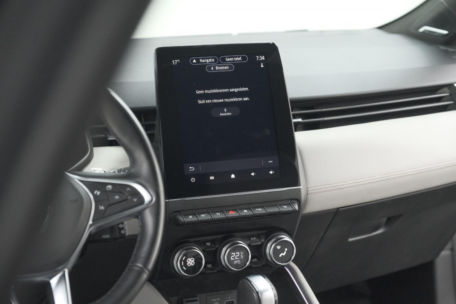 Renault Clio TCe 130 EDC Initiale Paris | Pack Winter | Camera | BOSE Audio | Dodehoekdetectie