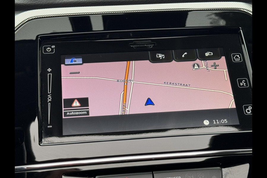 Suzuki Vitara 1.5 Hybrid Style AllGrip Adaptive cruise Climate Stoelverwarming Camera plus sensoren Apple / Android Navi