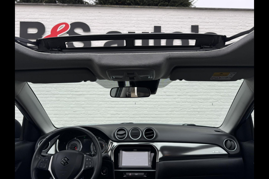 Suzuki Vitara 1.5 Hybrid Style AllGrip Adaptive cruise Climate Stoelverwarming Camera plus sensoren Apple / Android Navi