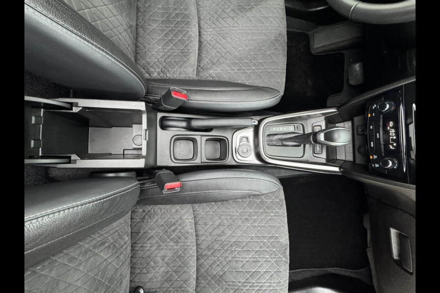 Suzuki Vitara 1.5 Hybrid Style AllGrip Adaptive cruise Climate Stoelverwarming Camera plus sensoren Apple / Android Navi