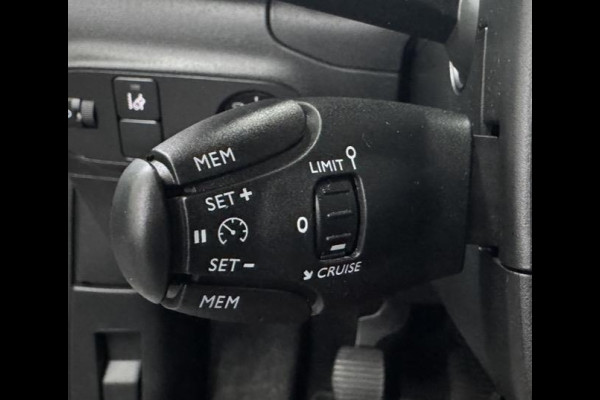 Citroën C3 1.2 PureTech S&S Feel 82081 KM TREKHAAK CARPLAY/ANDROID AIRCO NAVI