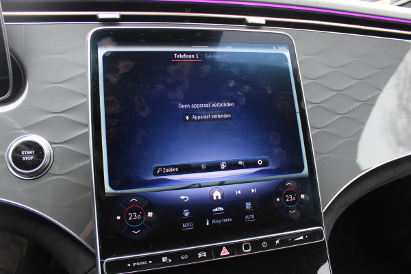 Mercedes-Benz EQE 350 AMG Line 89 kWh / Panoramadak / Camera / Achterasbesturing / Head-up / Luxe Leder / Premium Plus-pakket / Stoelventilatie + Verwarming + Massage / Navigatie / Dodehoek / DAB / ACC