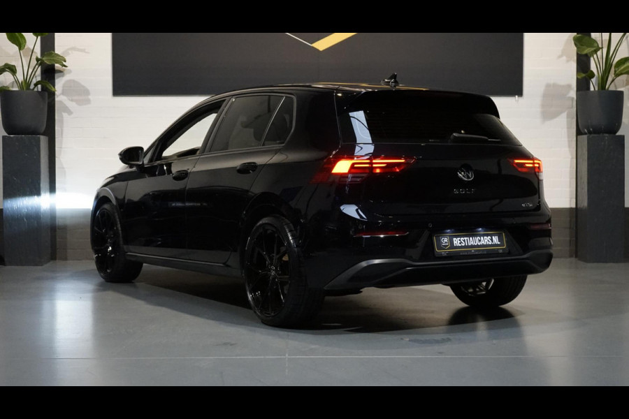 Volkswagen Golf VIII 1.5 eTSI Style AUTOMAAT-ACC-AMBIANCE-CAMERA-CRUISE-KEYLESS-NAVIGATIE-VIRTUEEL