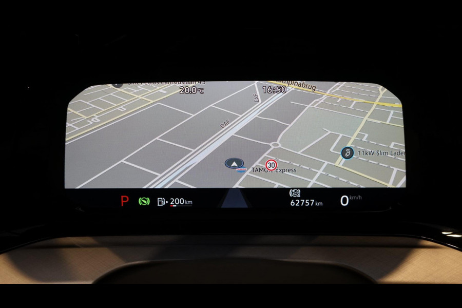 Volkswagen Golf VIII 1.5 eTSI Style AUTOMAAT-ACC-AMBIANCE-CAMERA-CRUISE-KEYLESS-NAVIGATIE-VIRTUEEL