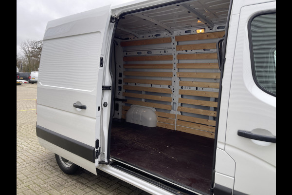 Opel Movano 2.3 Turbo 136pk L2H2 / vaste prijs rijklaar € 14.950 ex btw / euro 6 / bpm vrij / trekhaak 2500 kg / pdc achter / airco / cruise control / bijrijdersbank