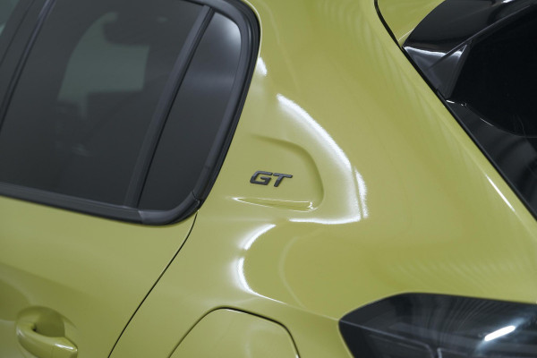 Peugeot 208 Hybrid 136 e-DCS6 GT | Camera | Apple Carplay | Parkeersensoren