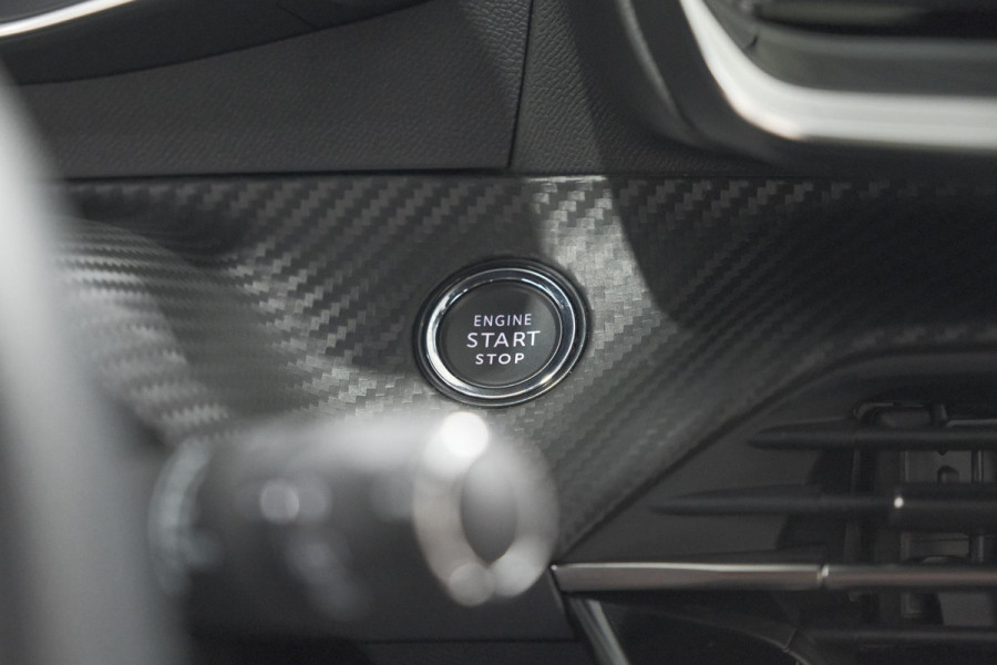 Peugeot 208 Hybrid 136 e-DCS6 GT | Camera | Apple Carplay | Parkeersensoren