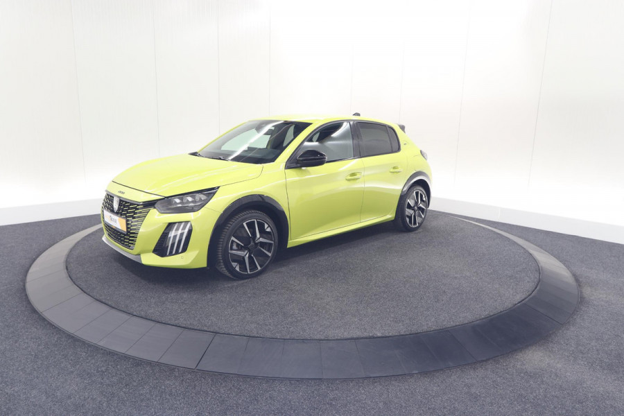 Peugeot 208 Hybrid 136 e-DCS6 GT | Camera | Apple Carplay | Parkeersensoren