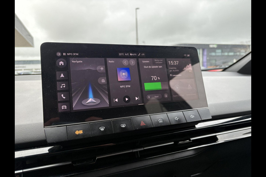 MG Mg4 electric Luxury 64 kWh | Stoel & Stuurverwarming | Elek. verstelbare stoel | 360 Camera | Dodehoeksensoren | Navi |