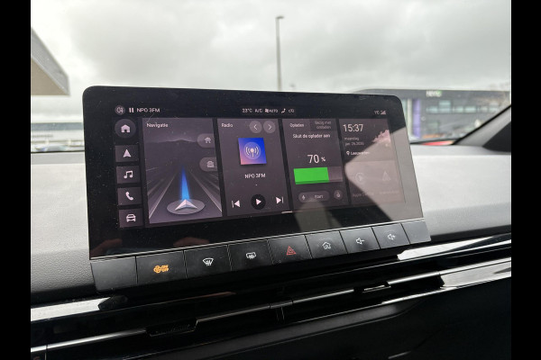 MG Mg4 electric Luxury 64 kWh | Stoel & Stuurverwarming | Elek. verstelbare stoel | 360 Camera | Dodehoeksensoren | Navi |