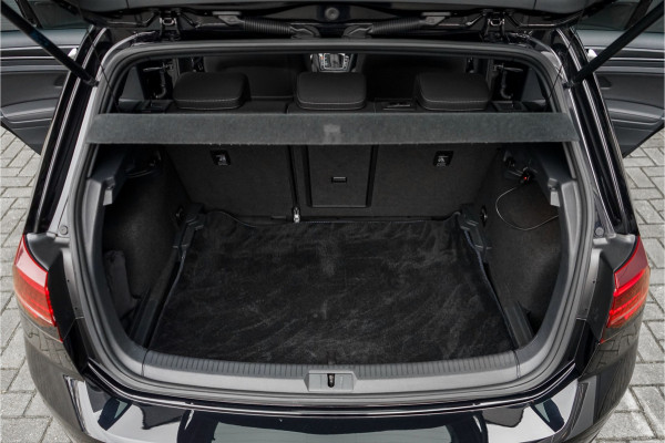 Volkswagen Golf 2.0 TSI 4Motion R Maxton Pano Dynaudio CarPlay 19"