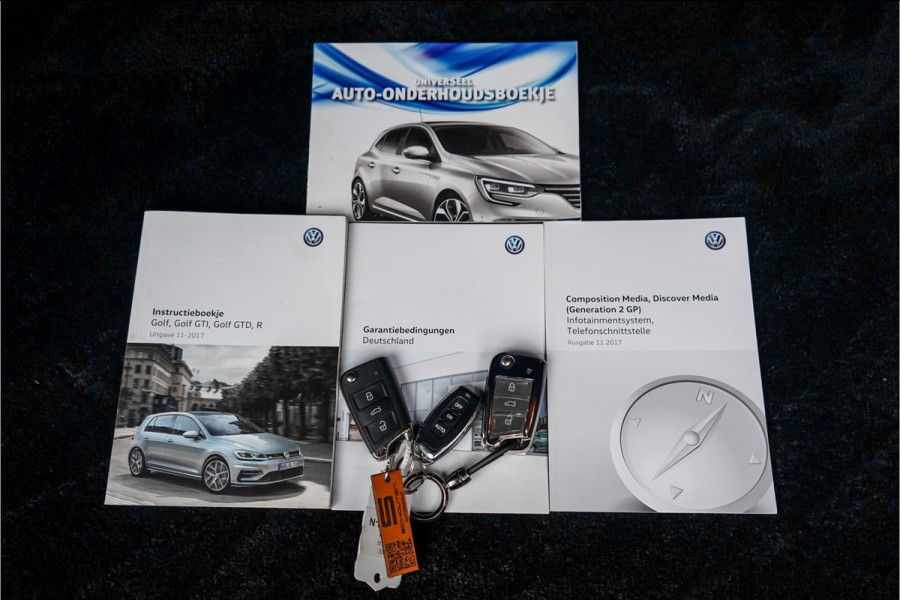 Volkswagen Golf 2.0 TSI 4Motion R Maxton Pano Dynaudio CarPlay 19"