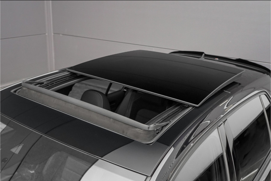 Volkswagen Golf 2.0 TSI 4Motion R Maxton Pano Dynaudio CarPlay 19"