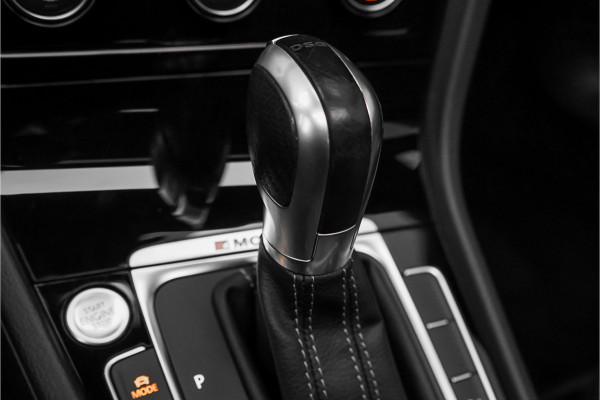 Volkswagen Golf 2.0 TSI 4Motion R Maxton Pano Dynaudio CarPlay 19"