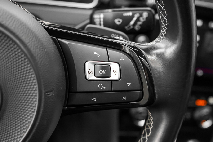 Volkswagen Golf 2.0 TSI 4Motion R Maxton Pano Dynaudio CarPlay 19"